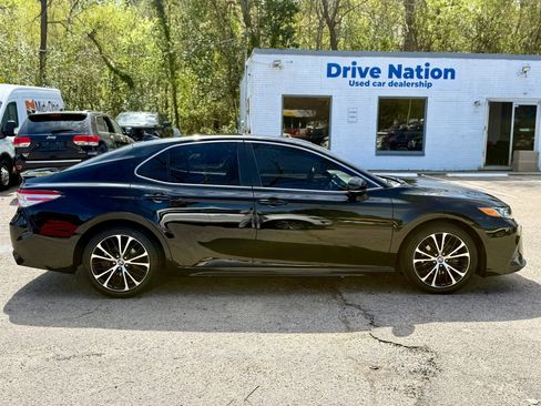 Used 2020 Toyota Camry SE w/ Audio Package image 6