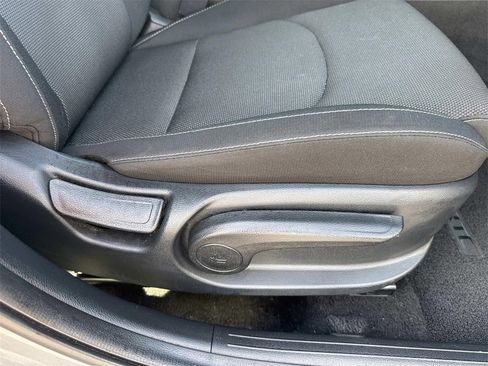 Used 2024 Kia Forte LXS w/ LXS Technology Package image 27