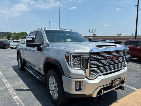 Used 2022 GMC Sierra 2500 Denali w/ Denali Ultimate Package AWD/4WD image 1