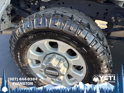 Used 2023 Ford F350 XLT w/ FX4 Off-Road Package AWD/4WD image 11