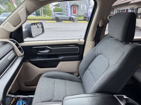 Used 2020 RAM 1500 Big Horn AWD/4WD image 12
