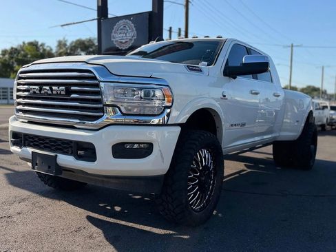 Used 2022 RAM 3500 Limited AWD/4WD image 47