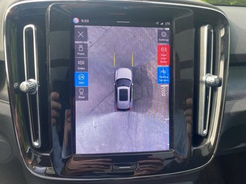 Used 2023 Volvo XC40 Recharge Ultimate w/ Protection Package Premier AWD/4WD image 26