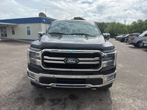 Used 2024 Ford F150 Lariat w/ Bed Utility Package AWD/4WD image 3