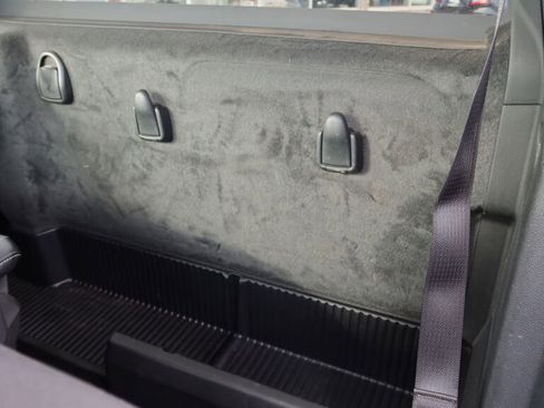 Used 2023 RAM 5500 Tradesman image 14