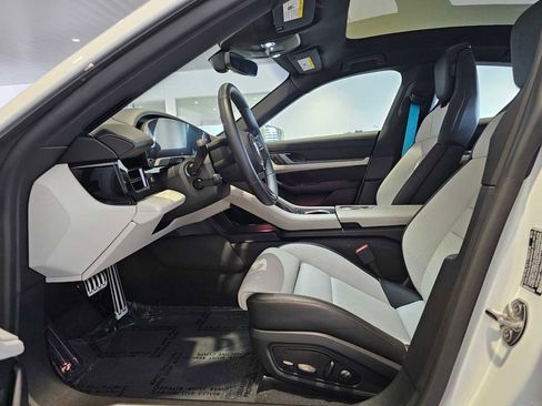 New 2025 Porsche Taycan 4S image 23