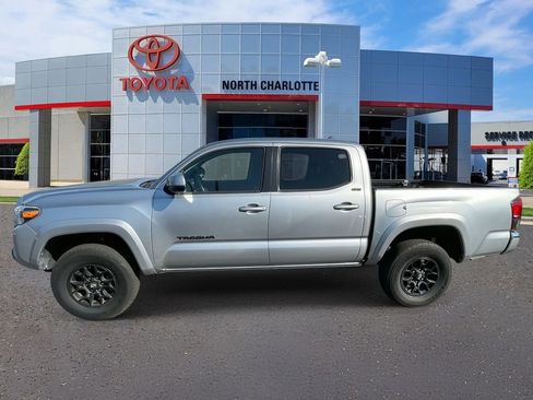 Used 2022 Toyota Tacoma SR5 image 7