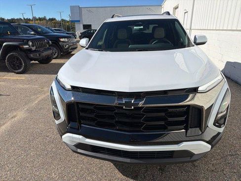 New 2026 Chevrolet Equinox ACTIV image 4