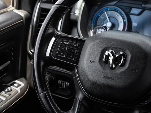 Used 2022 RAM 2500 Limited AWD/4WD image 22