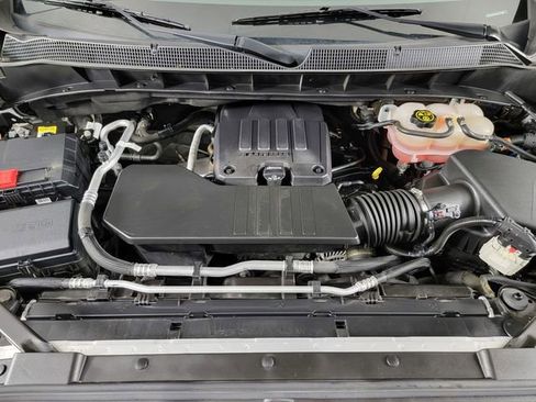 Used 2022 Chevrolet Silverado 1500 LT AWD/4WD image 33