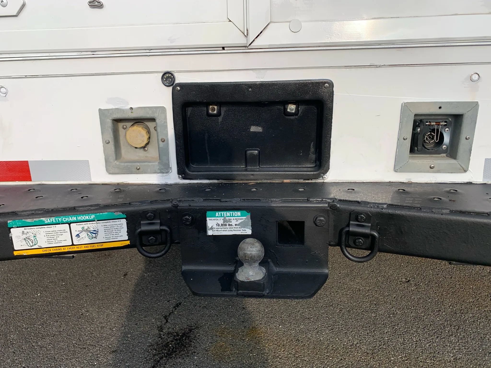 Used 2013 Ford E-450 and Econoline 450 Super Duty w/ PWR Locks & Windows Group RWD image 35