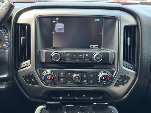 Used 2018 Chevrolet Silverado 1500 LT w/ All Star Edition RWD image 22
