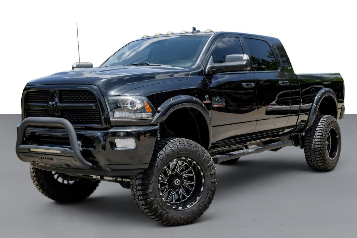 Used 2017 RAM 2500 Laramie w/ Sport Appearance Group AWD/4WD image 4