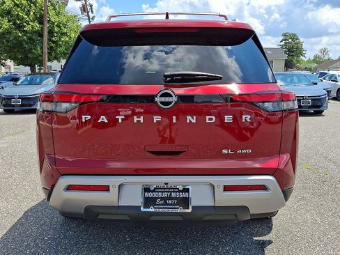 Certified 2024 Nissan Pathfinder SL w/ Cargo Package AWD/4WD image 5