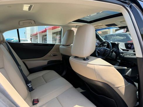 Used 2021 Lexus ES 250 w/ Premium Package AWD/4WD image 10