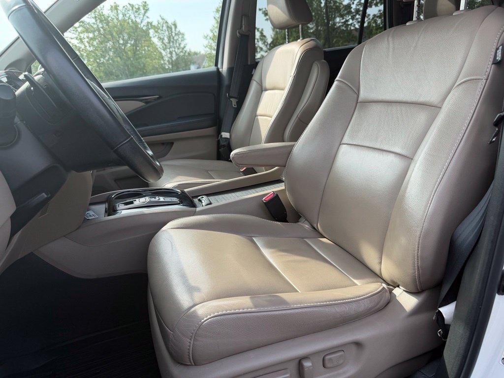 Used 2020 Honda Pilot Touring image 10