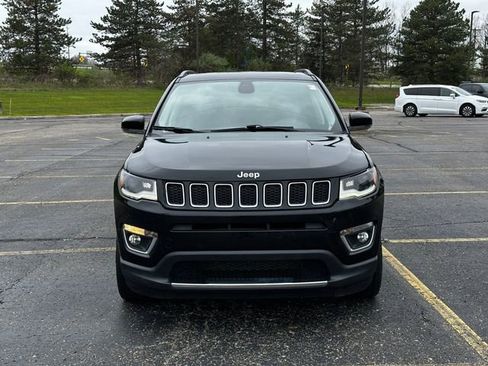 Used 2020 Jeep Compass Limited w/ Premium Lighting Group AWD/4WD image 8