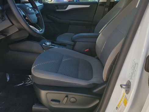 Used 2022 Ford Escape SE w/ Convenience Package image 6