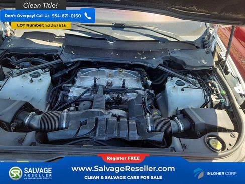 Used 2017 Land Rover Discovery HSE AWD/4WD image 15