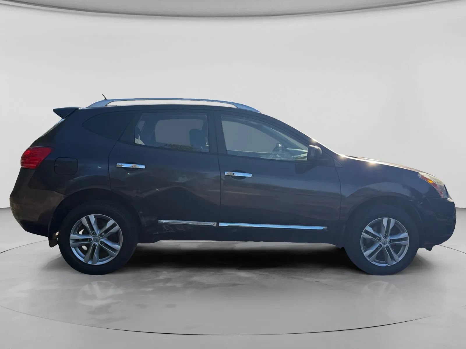 Used 2013 Nissan Rogue SV w/ Premium Pkg AWD/4WD image 6