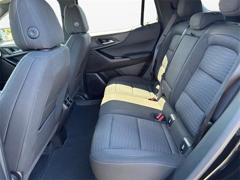 Used 2025 Chevrolet Equinox LT image 13