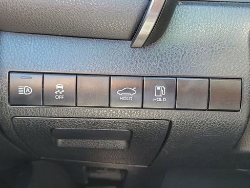 Used 2020 Toyota Camry LE w/ Carpet Mat Package image 12