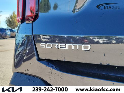 New 2026 Kia Sorento LX FWD image 9