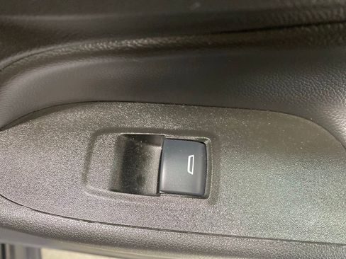 Used 2024 Chevrolet Equinox LT AWD/4WD image 20