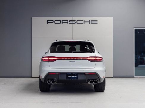 Certified 2026 Porsche Macan image 6