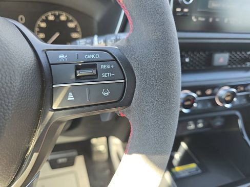 Used 2025 Honda CR-V Sport-L image 19