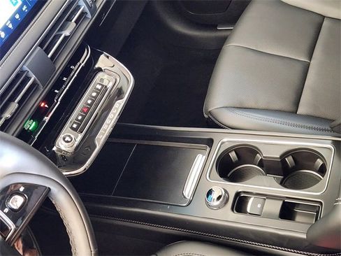 New 2026 Lincoln Corsair Premiere image 19