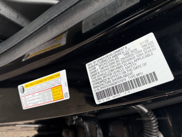 Used 2025 Honda Pilot Black Edition image 25