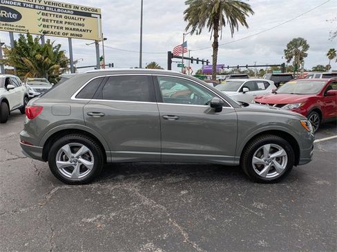Used 2020 Audi Q3 2.0T Premium w/ Convenience Package image 4
