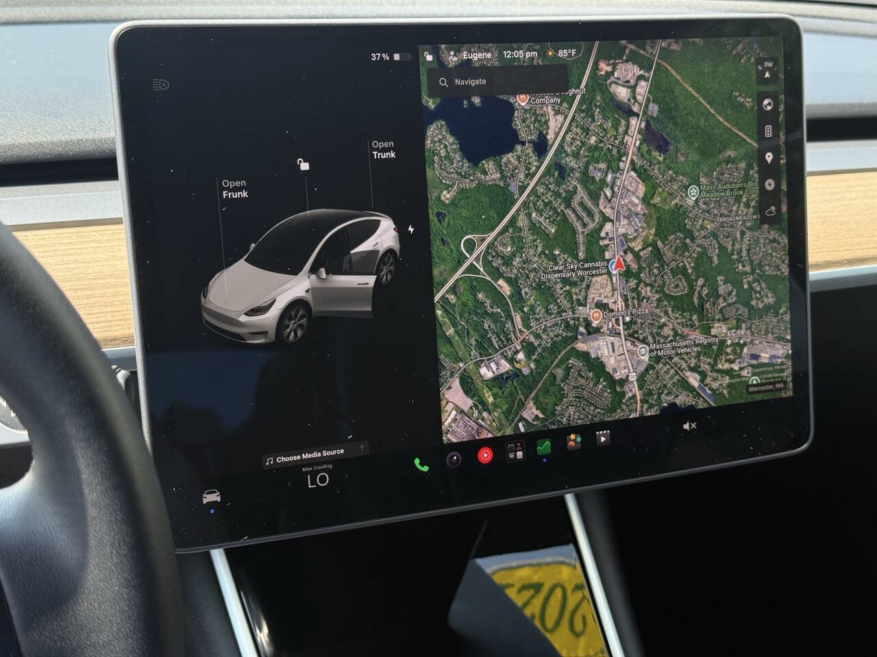 Used 2021 Tesla Model Y Long Range AWD/4WD image 18