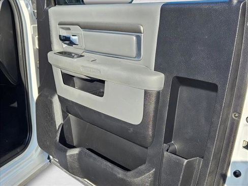 Used 2014 RAM 1500 Tradesman w/ Power & Remote Entry Group image 19
