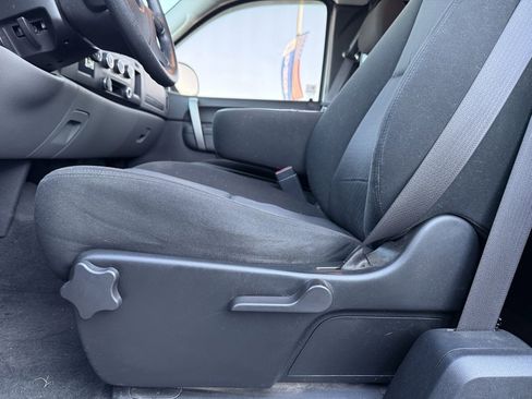 Used 2010 Chevrolet Silverado 1500 LS image 11