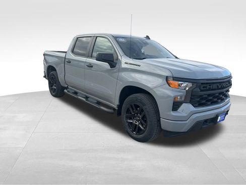 Used 2024 Chevrolet Silverado 1500 Custom w/ Turbomax Blackout Package image 10