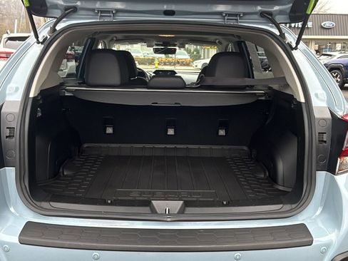 Used 2023 Subaru Crosstrek 2.5i Limited AWD/4WD image 6