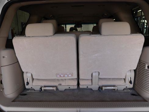 Used 2011 Chevrolet Tahoe LS AWD/4WD image 14