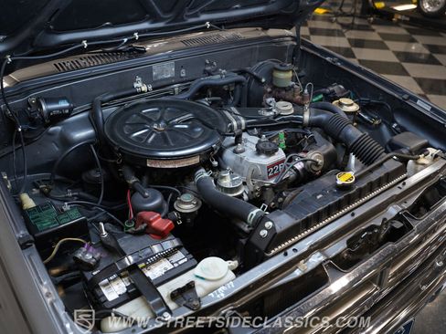 Used 1987 Toyota Pickup 4x4 Regular Cab image 36