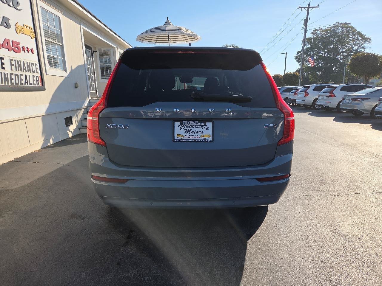 Used 2023 Volvo XC90 B5 Core AWD/4WD image 6