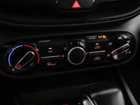 Used 2020 Kia Soul GT-Line image 21