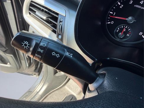 Used 2020 Kia Telluride S AWD/4WD image 32