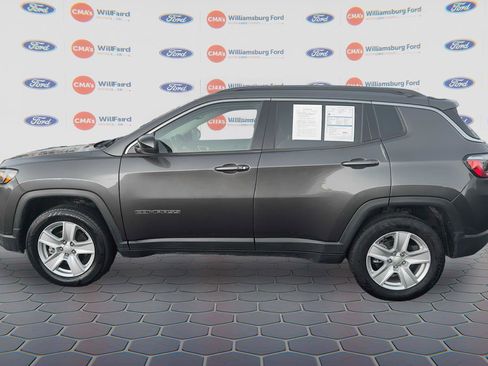 Used 2022 Jeep Compass Latitude w/ Sun and Sound Group image 5