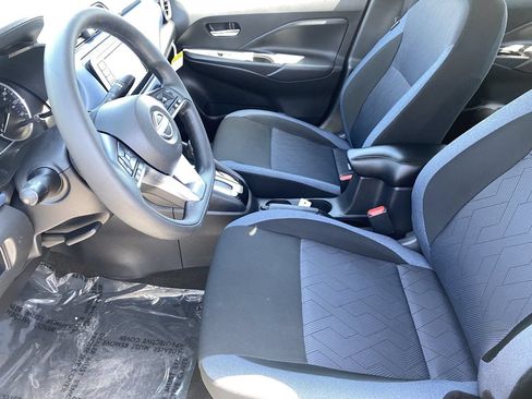 Certified 2025 Nissan Versa SV w/ Trunk Package FWD image 27