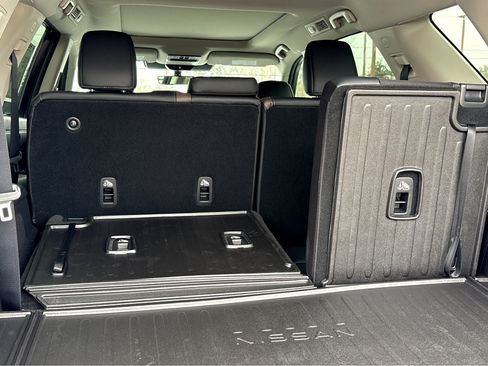 New 2026 Nissan Pathfinder Platinum w/ Cargo Package image 28