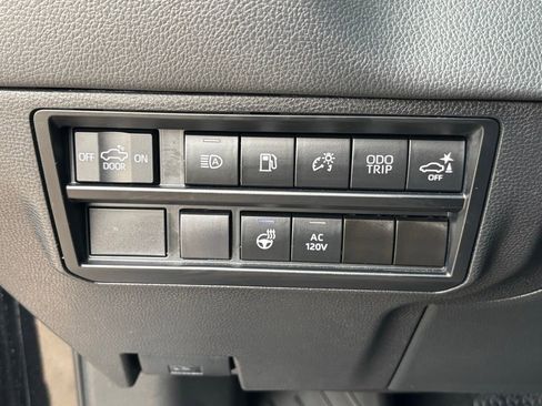 Used 2024 Toyota Tundra Limited image 27