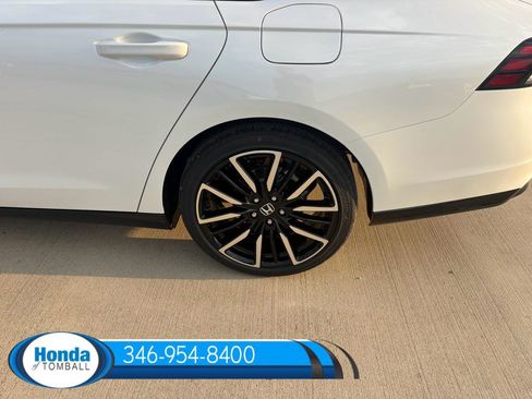 New 2026 Honda Accord Hybrid Touring image 18