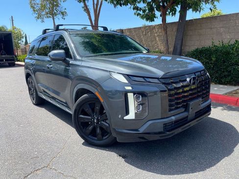 Used 2023 Hyundai Palisade XRT w/ Cargo Package FWD image 2