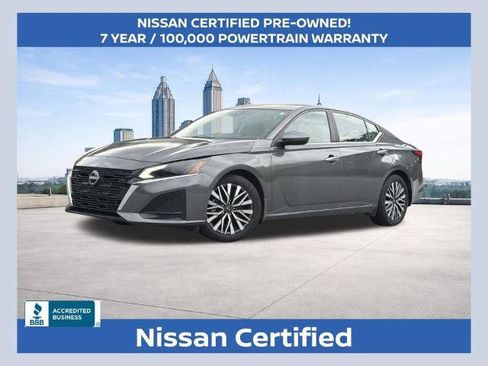 Certified 2025 Nissan Altima 2.5 SV w/ SV Premium Package FWD image 1